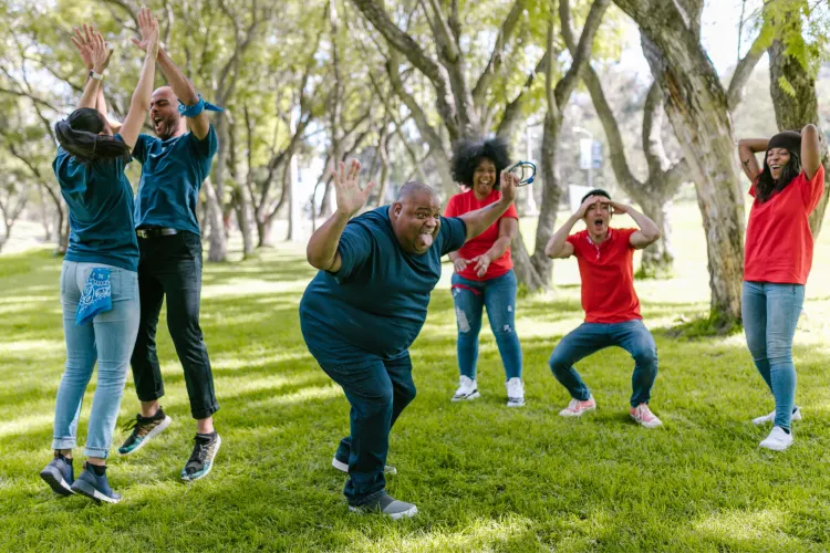 teambuilding scavenger hunt at park