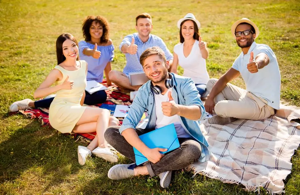 summer picnic adult scavenger hunt