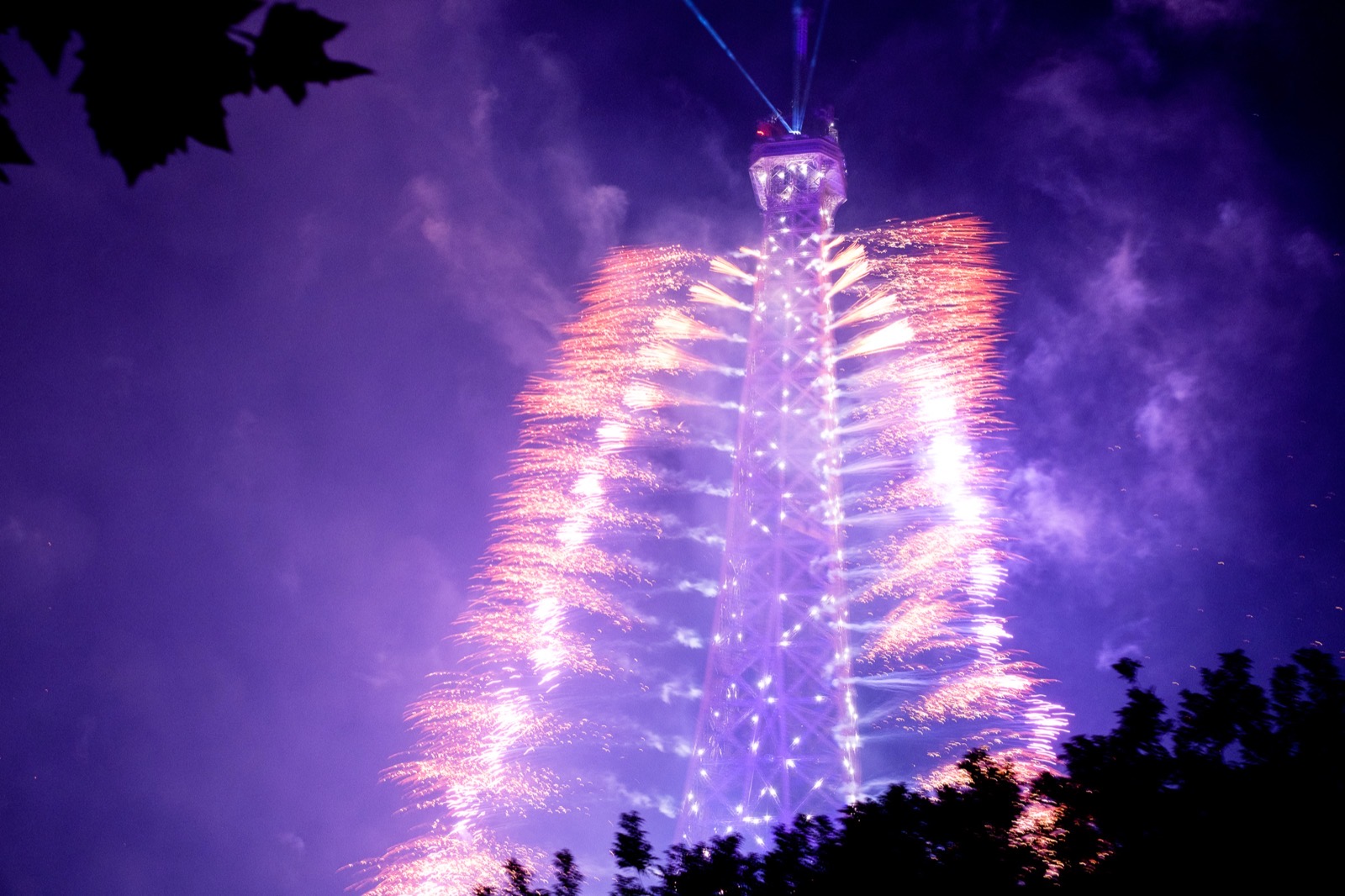 Bastille Day treasure hunts that still work in a packed city